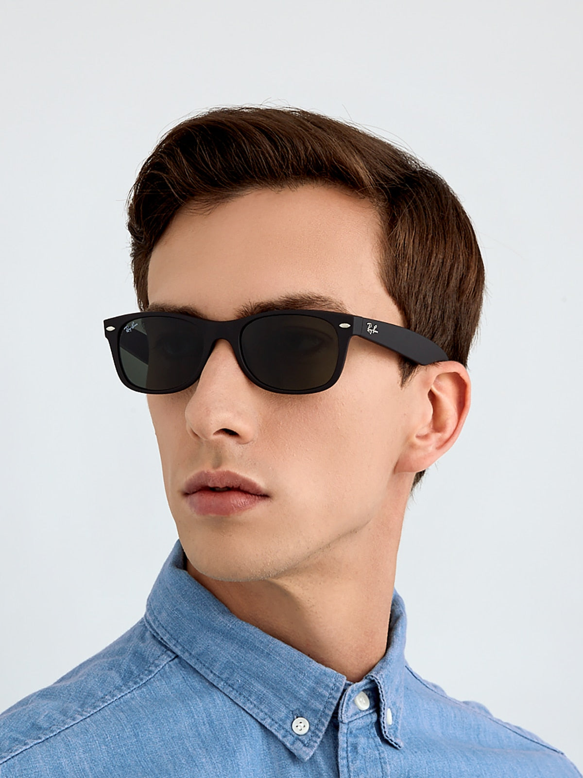 Ray-Ban RB2132 New Wayfarer Classic Sunglasses - Square Injected Frame